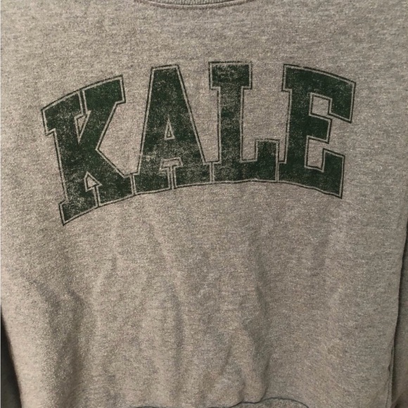 Sweatshirt bundle - Picture 2 of 10